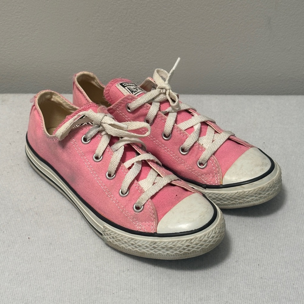 Converse Youth Size 3 Chuck Taylor All Star Kids Shoes Pink Sneakers Low Top